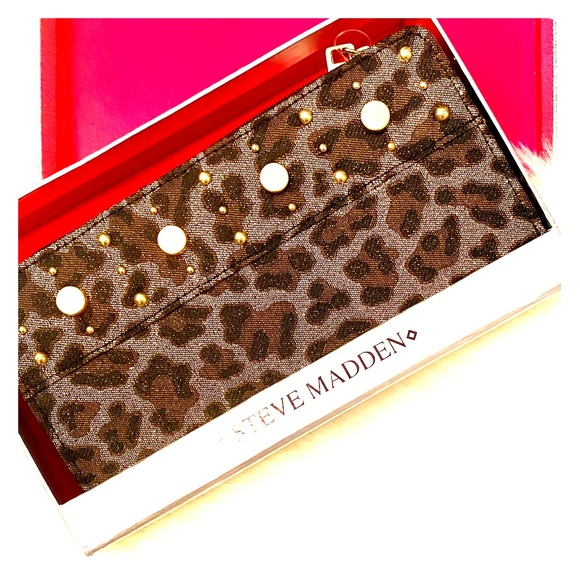Steve Madden Handbags - Steve Madden wallet